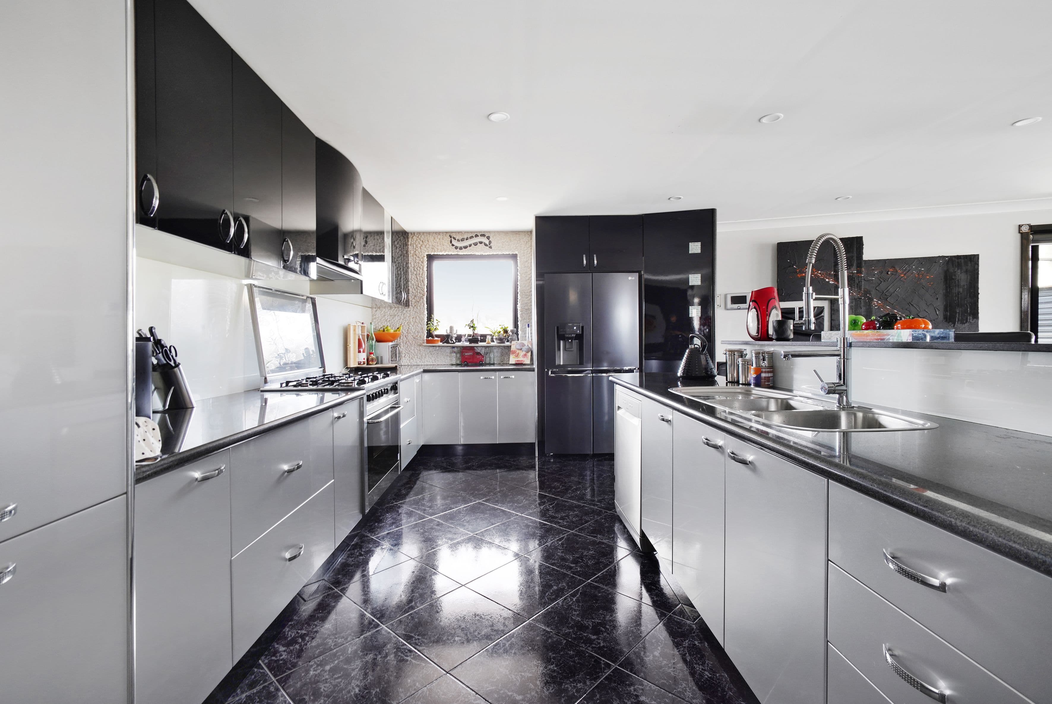 7 Dredge Street, Reservoir VIC 3073, Reservoir - Thumbnail 2