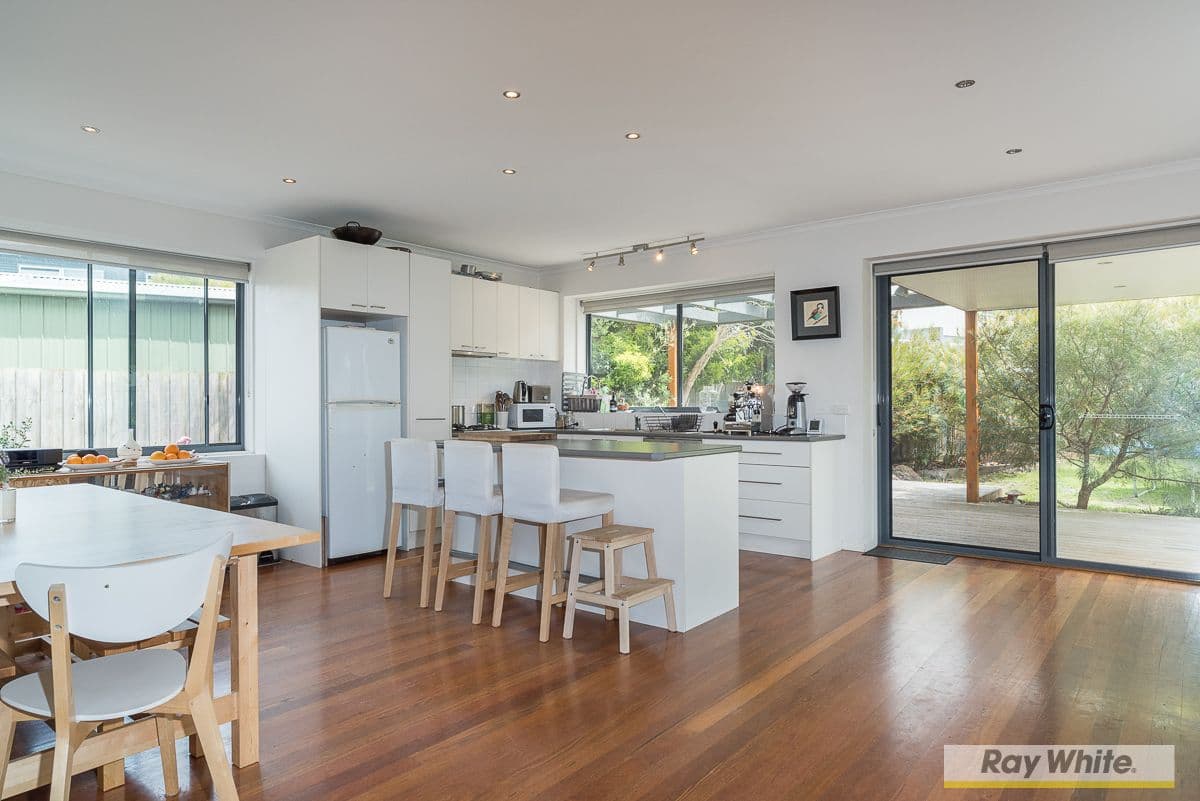 19 Southport Avenue, Cape Woolamai VIC 3925, Cape Woolamai - Thumbnail 2