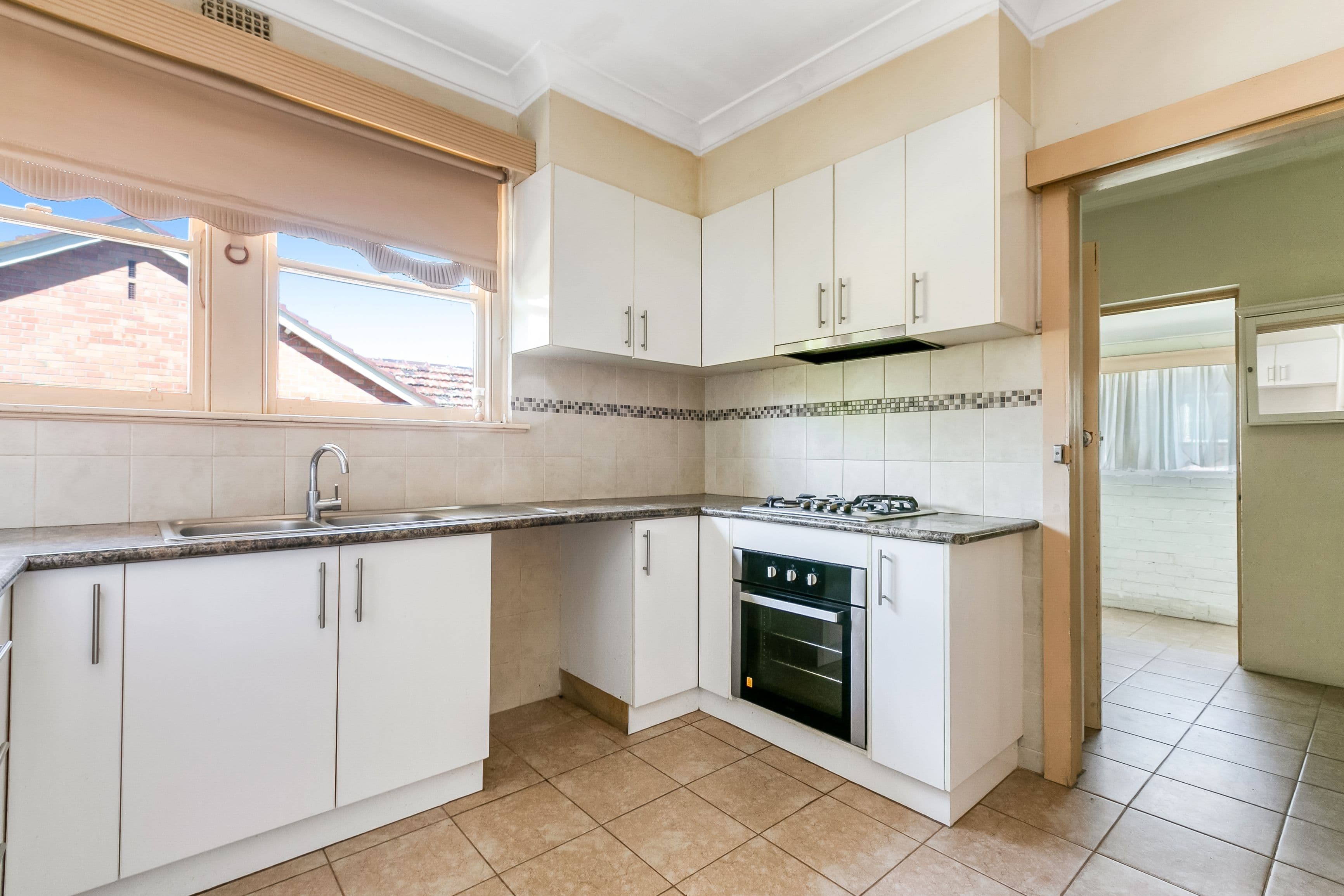 213 Spring Street, Reservoir VIC 3073, Reservoir - Thumbnail 3