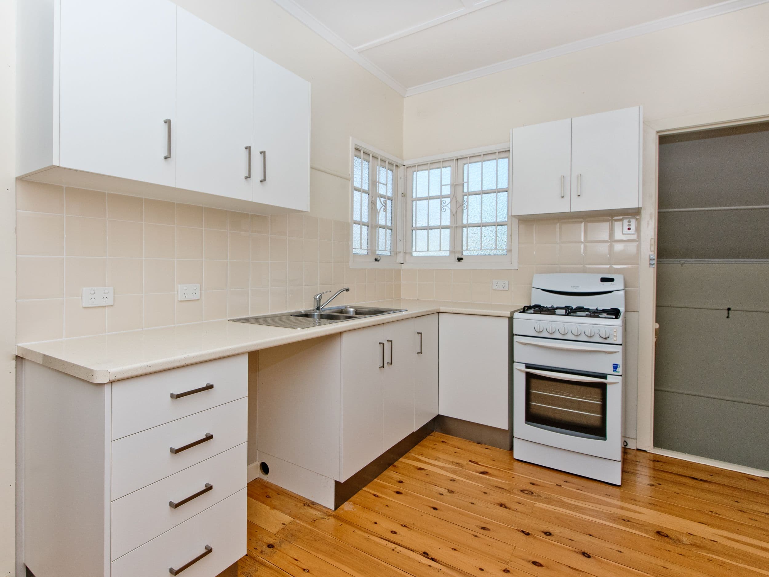 38 Farrington Street, Alderley QLD 4051, Alderley - Thumbnail 4