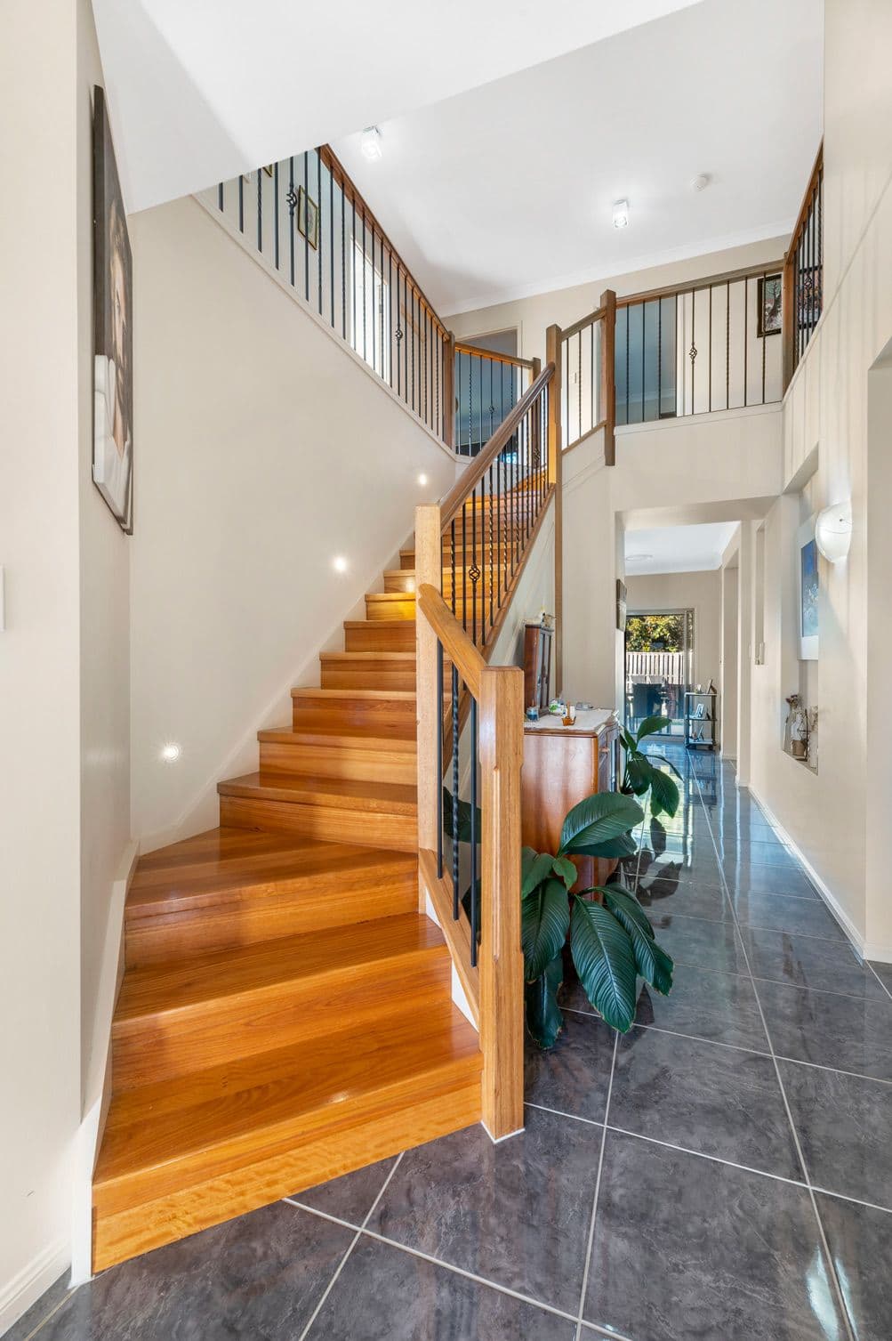 2 Formentera Street, Coombabah QLD 4216, Coombabah - Thumbnail 8