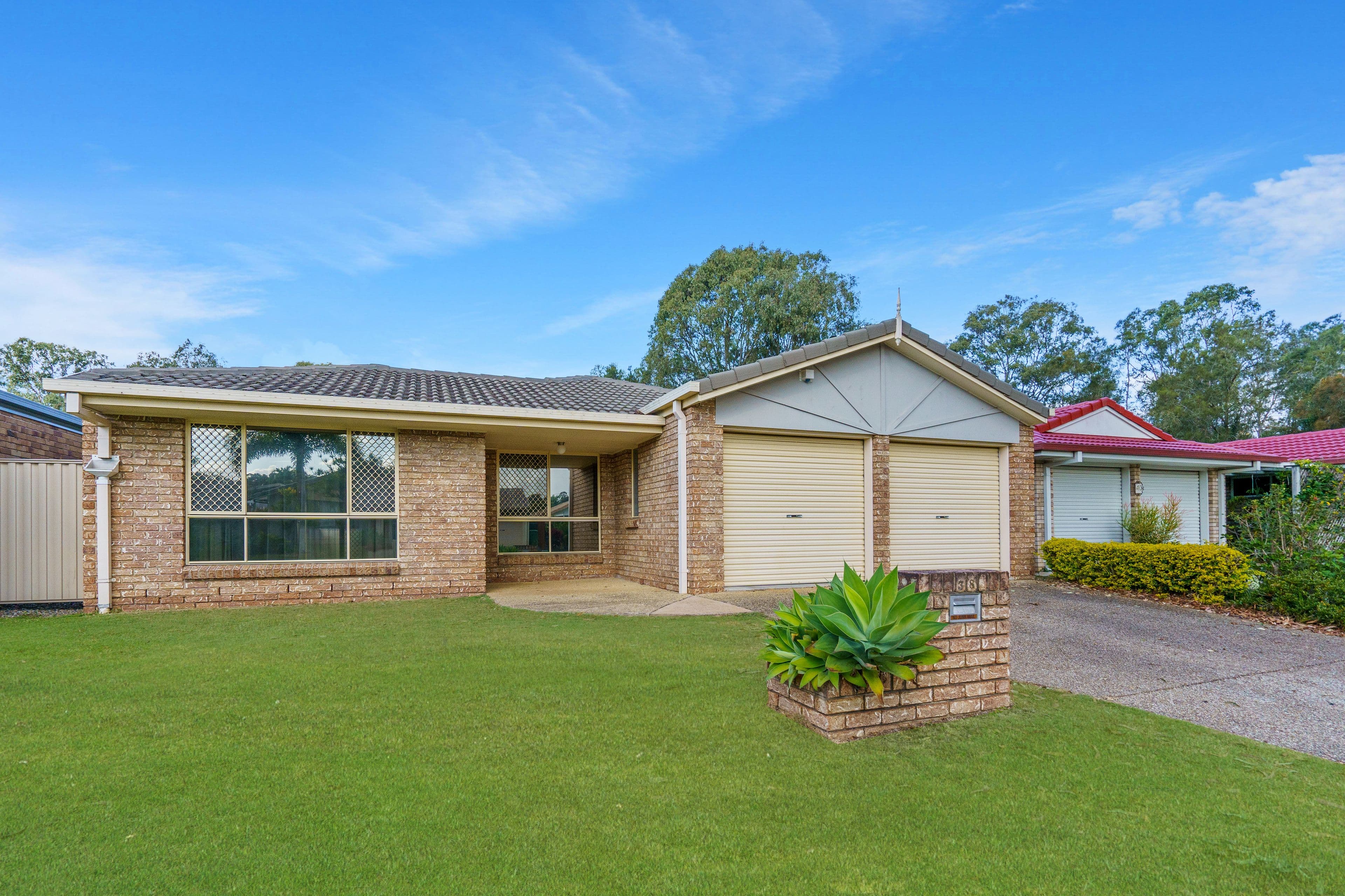 38 Ashwood Circuit, Birkdale QLD 4159, Birkdale - Thumbnail 2