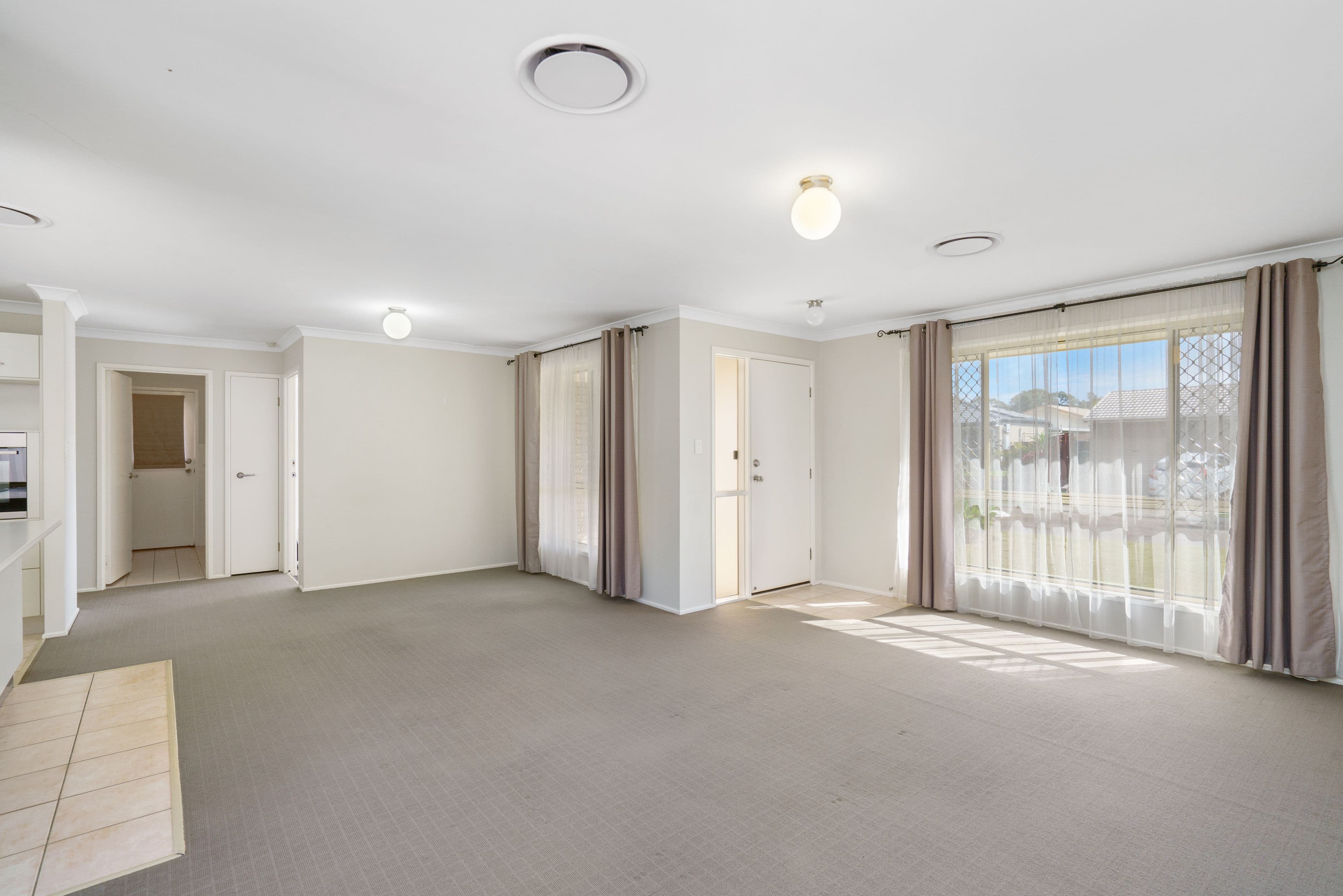 38 Ashwood Circuit, Birkdale QLD 4159, Birkdale - Thumbnail 4