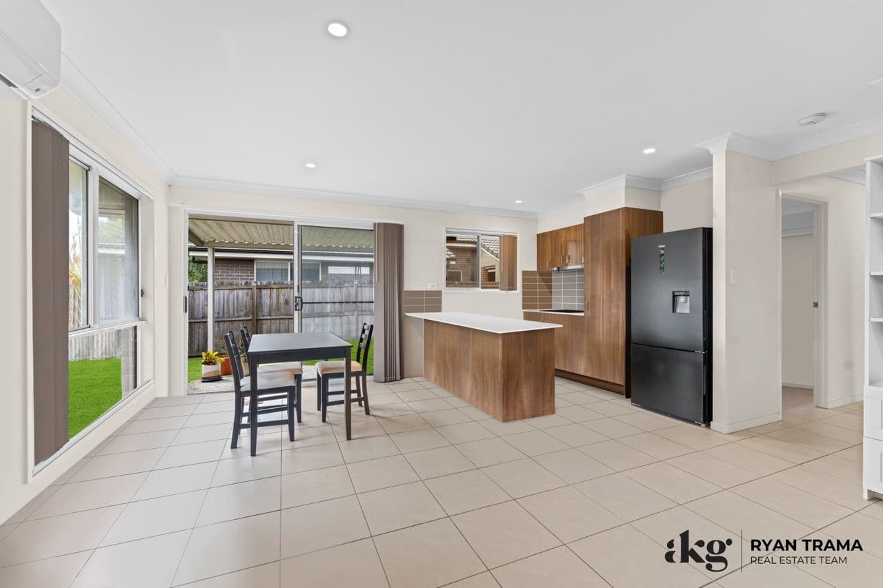 28 Alexis Place, Park Ridge QLD 4125, Park Ridge - Thumbnail 5
