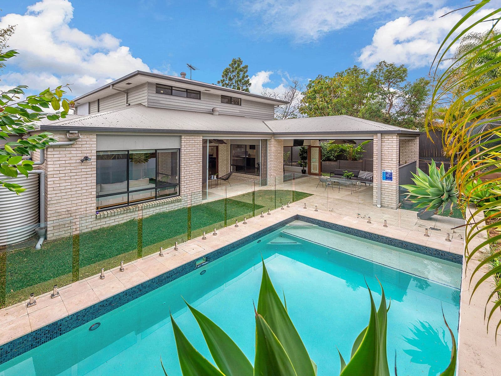 80 Porteus Drive, Seven Hills QLD 4170, Seven Hills - Image 1