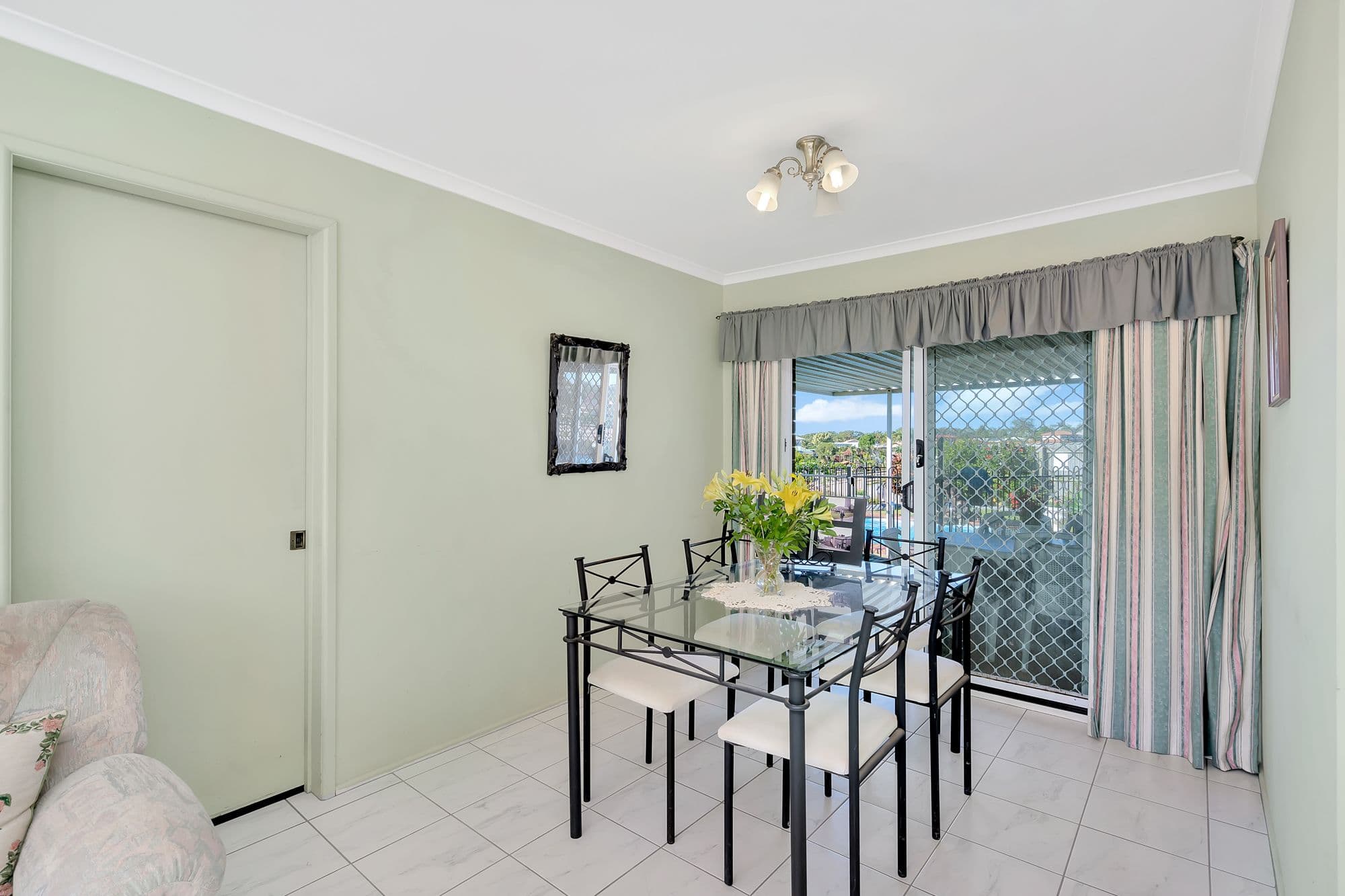 51 Open Drive, Arundel QLD 4214, Arundel - Thumbnail 4