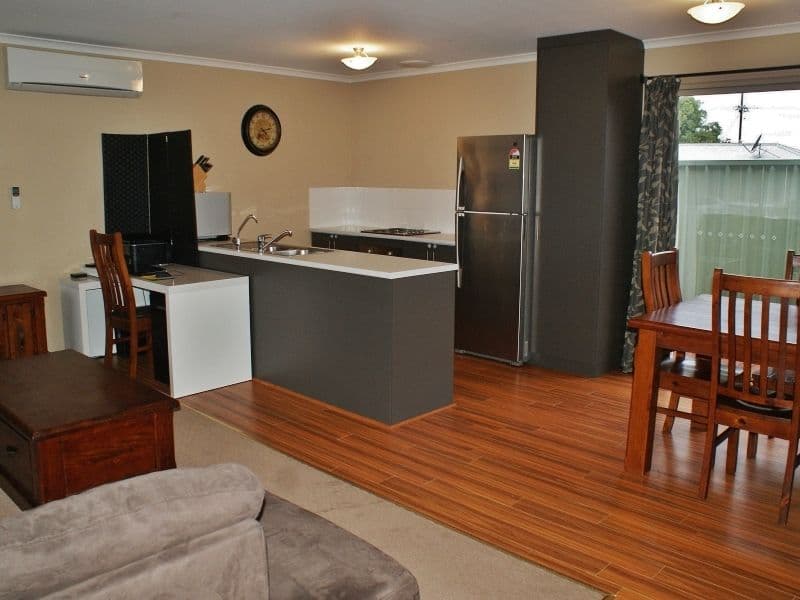 43 Pfitzner Close, MURRAY BRIDGE SA 5253, Murray Bridge - Thumbnail 3
