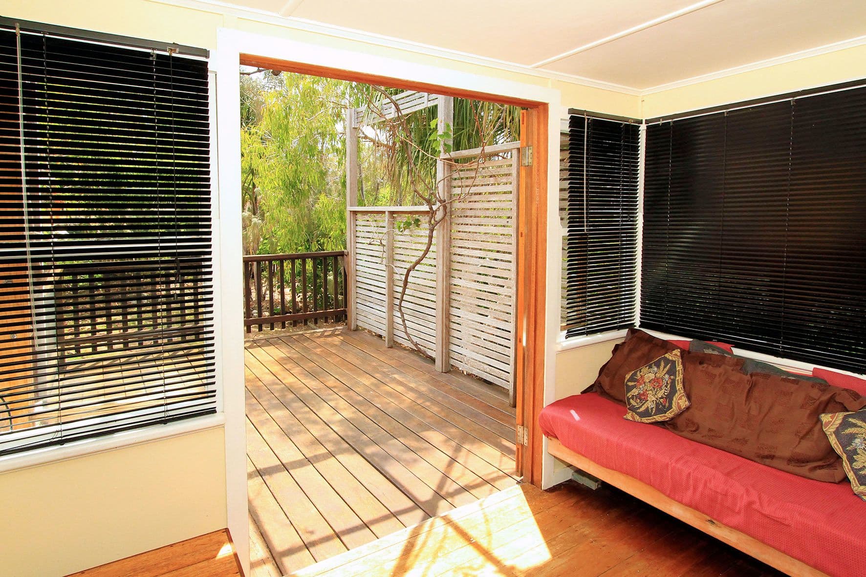 57 Matthew Flinders Drive, Cooee Bay QLD 4703, Cooee Bay - Thumbnail 2