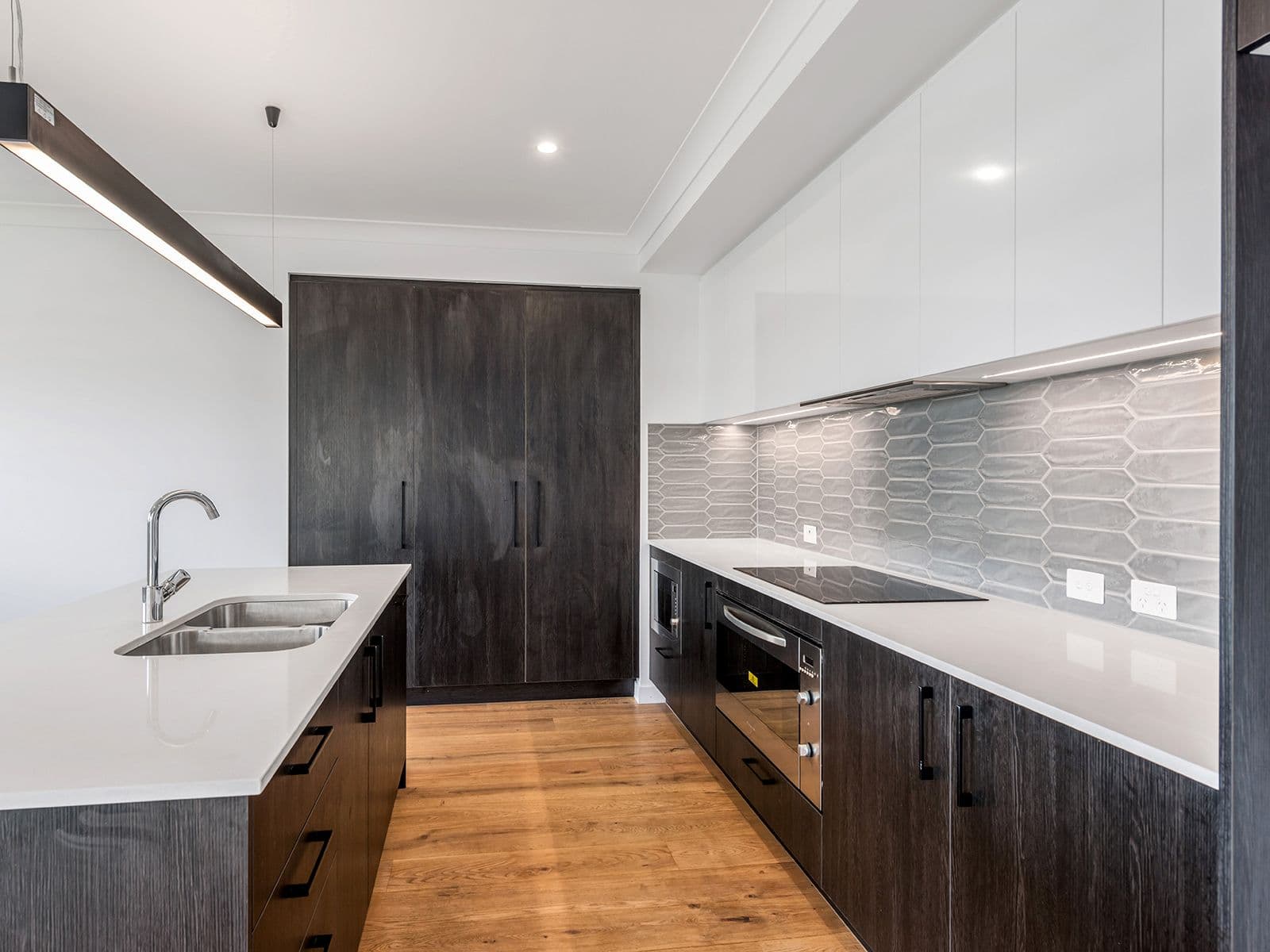 4 Pinnibar Street, Bridgeman Downs QLD 4035, Bridgeman Downs - Thumbnail 4
