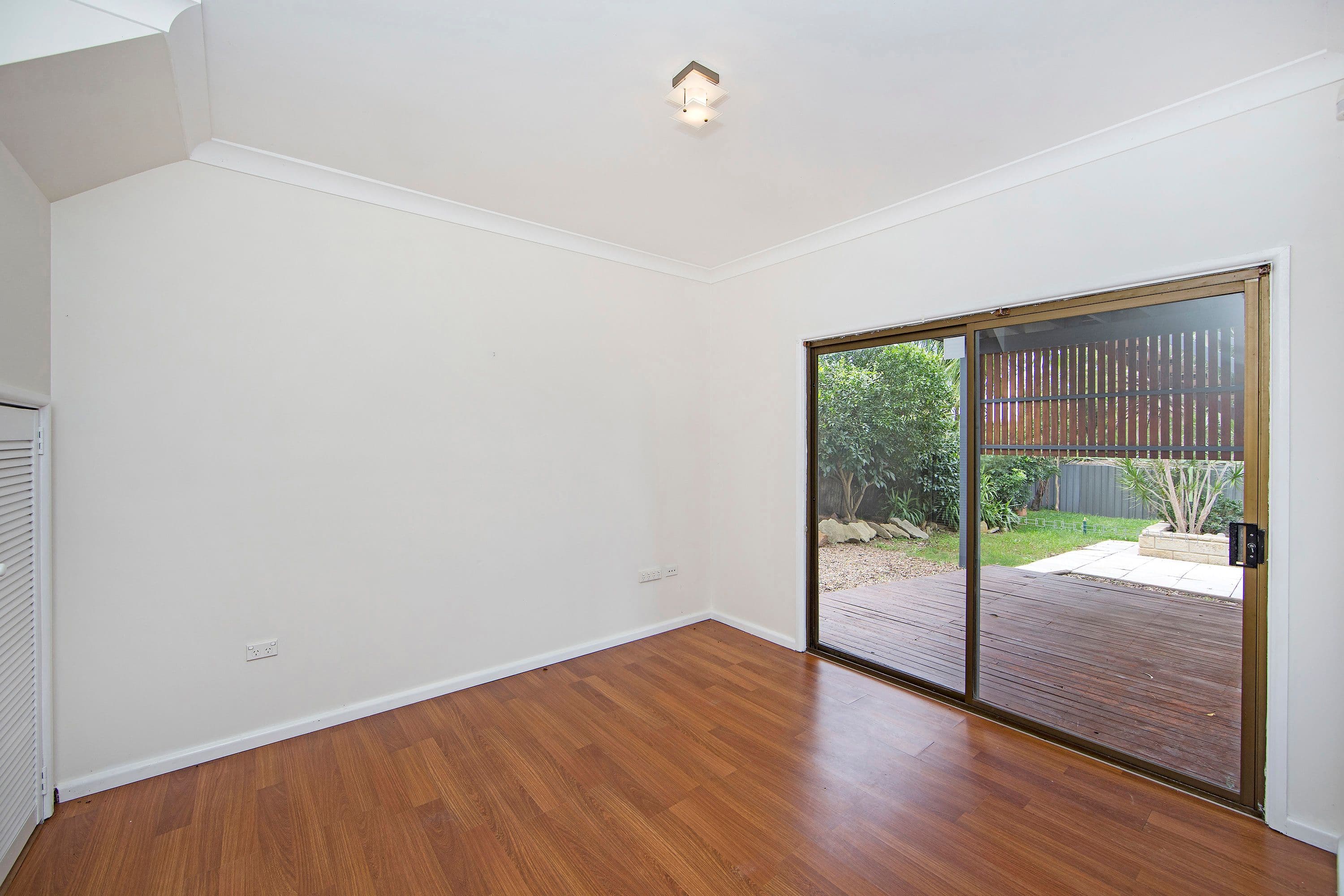 18 Elabana Avenue, Chain Valley Bay - Thumbnail 3