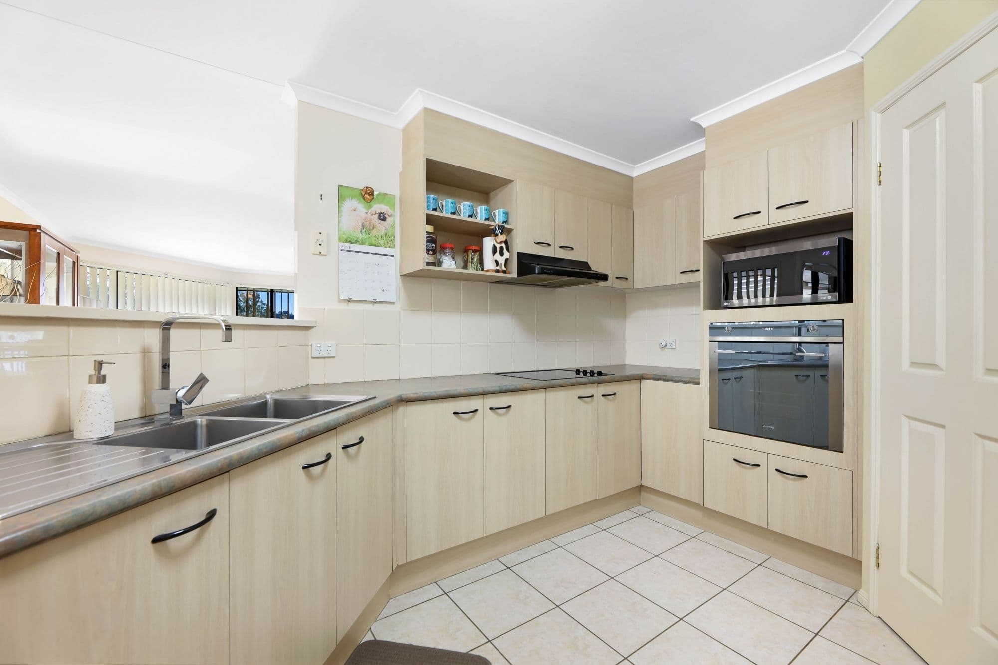 5-7 Brixton Court, Tallai QLD 4213, Tallai - Thumbnail 7