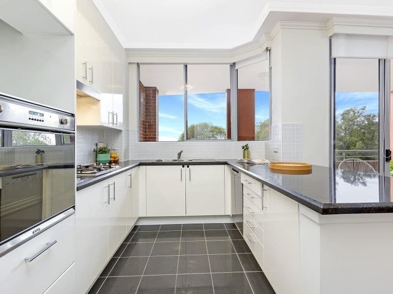 108/10 Webb Street, Croydon - Thumbnail 6