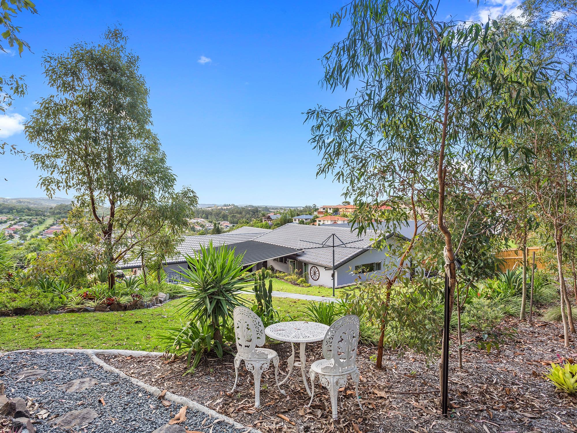 2 Chloe Street, Burleigh Heads QLD 4220, Burleigh Heads - Thumbnail 5