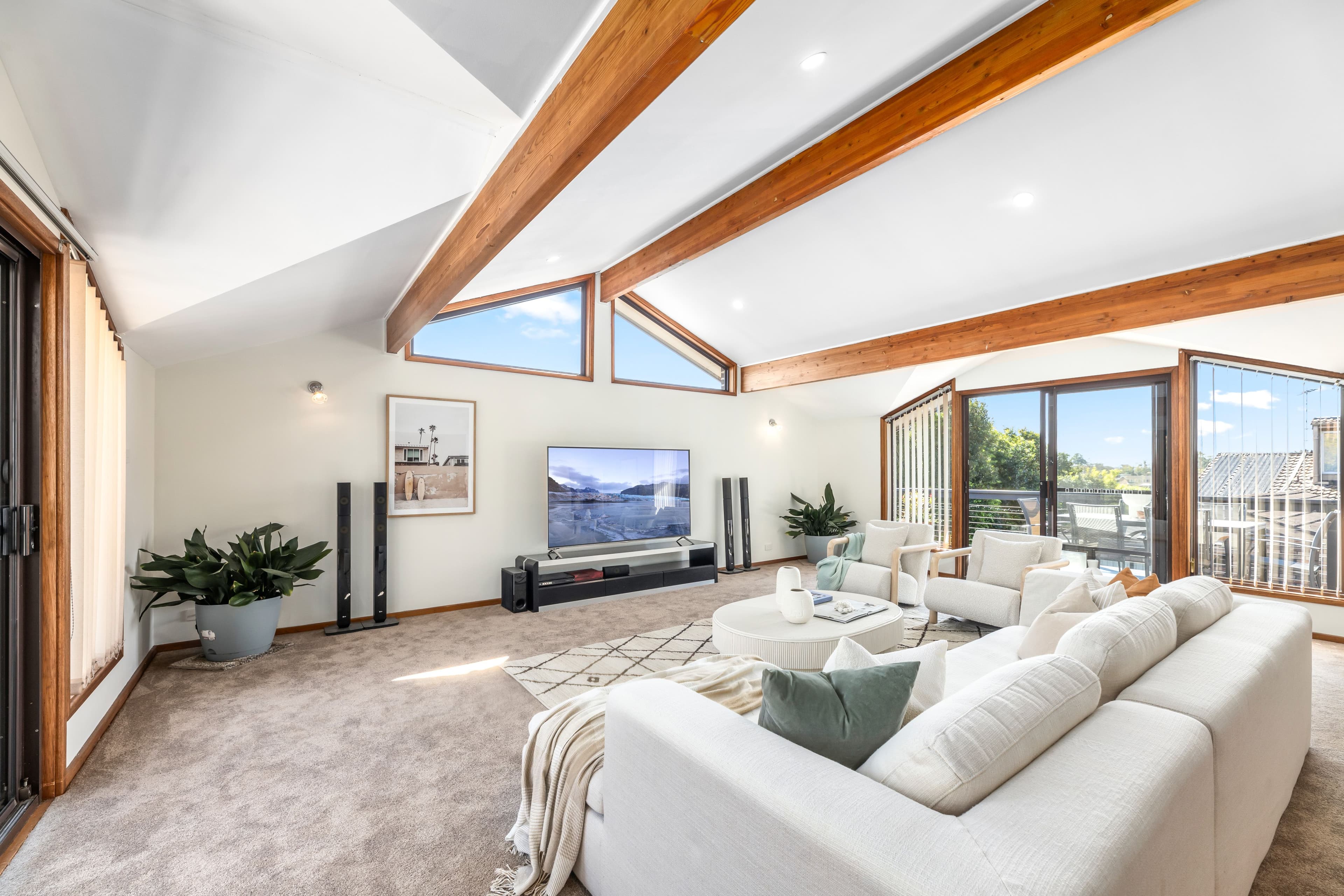 61 Blaxland Drive, Illawong NSW 2234, Illawong - Thumbnail 2