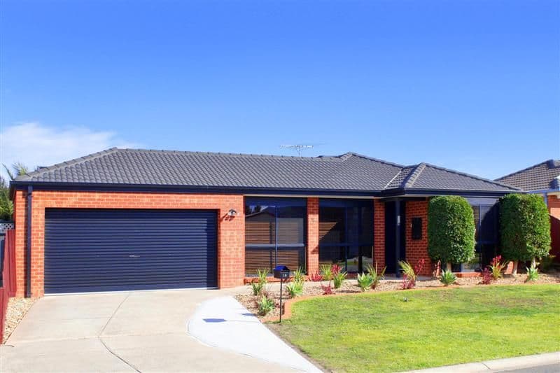 18 Honeysuckle Avenue, HILLSIDE VIC 3037, Hillside - Image 1
