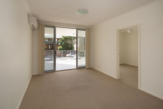 16 Westacott Street, NUNDAH QLD 4012, Nundah - Thumbnail 8