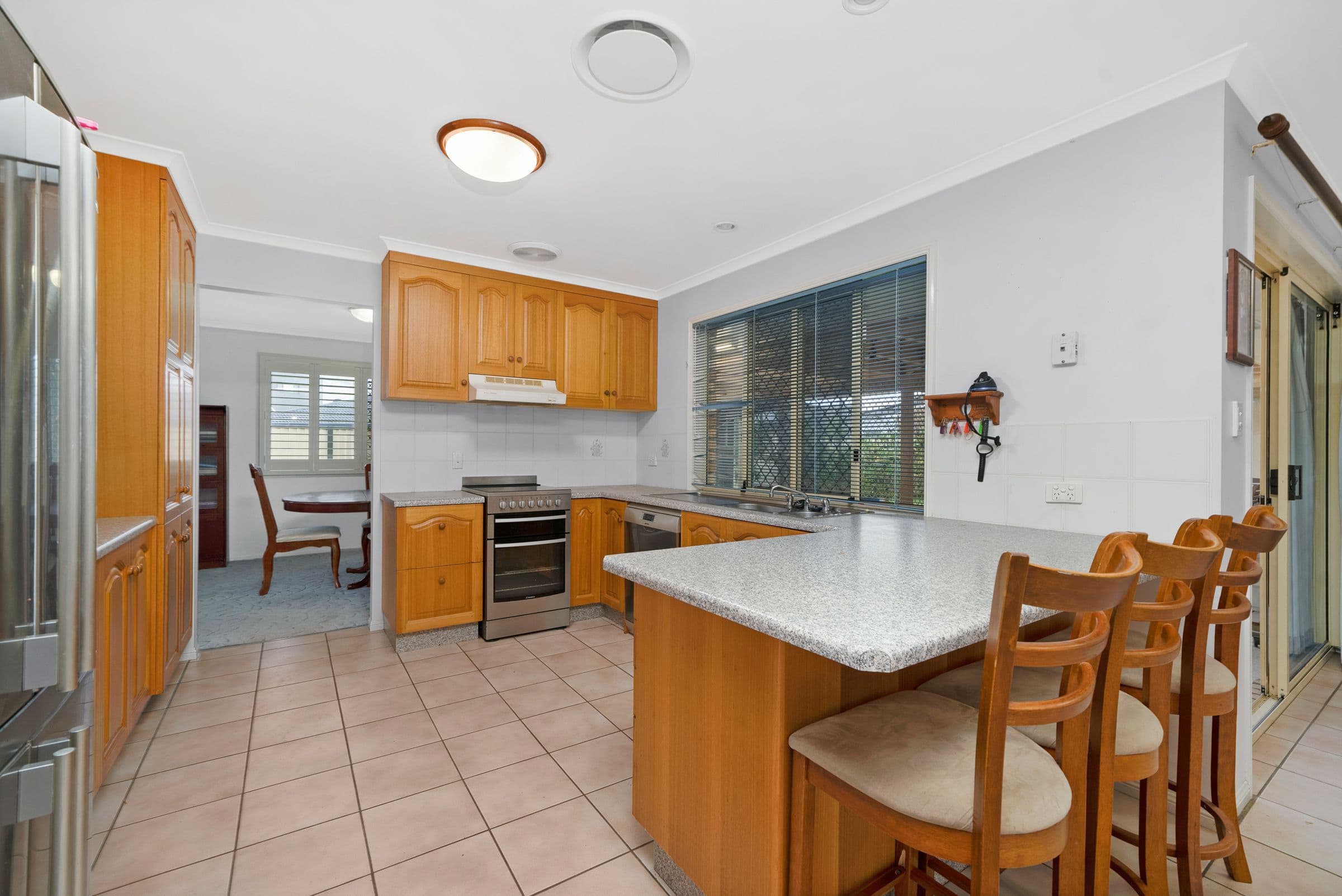 11 Columbia Court, Newport QLD 4020, Newport - Thumbnail 8