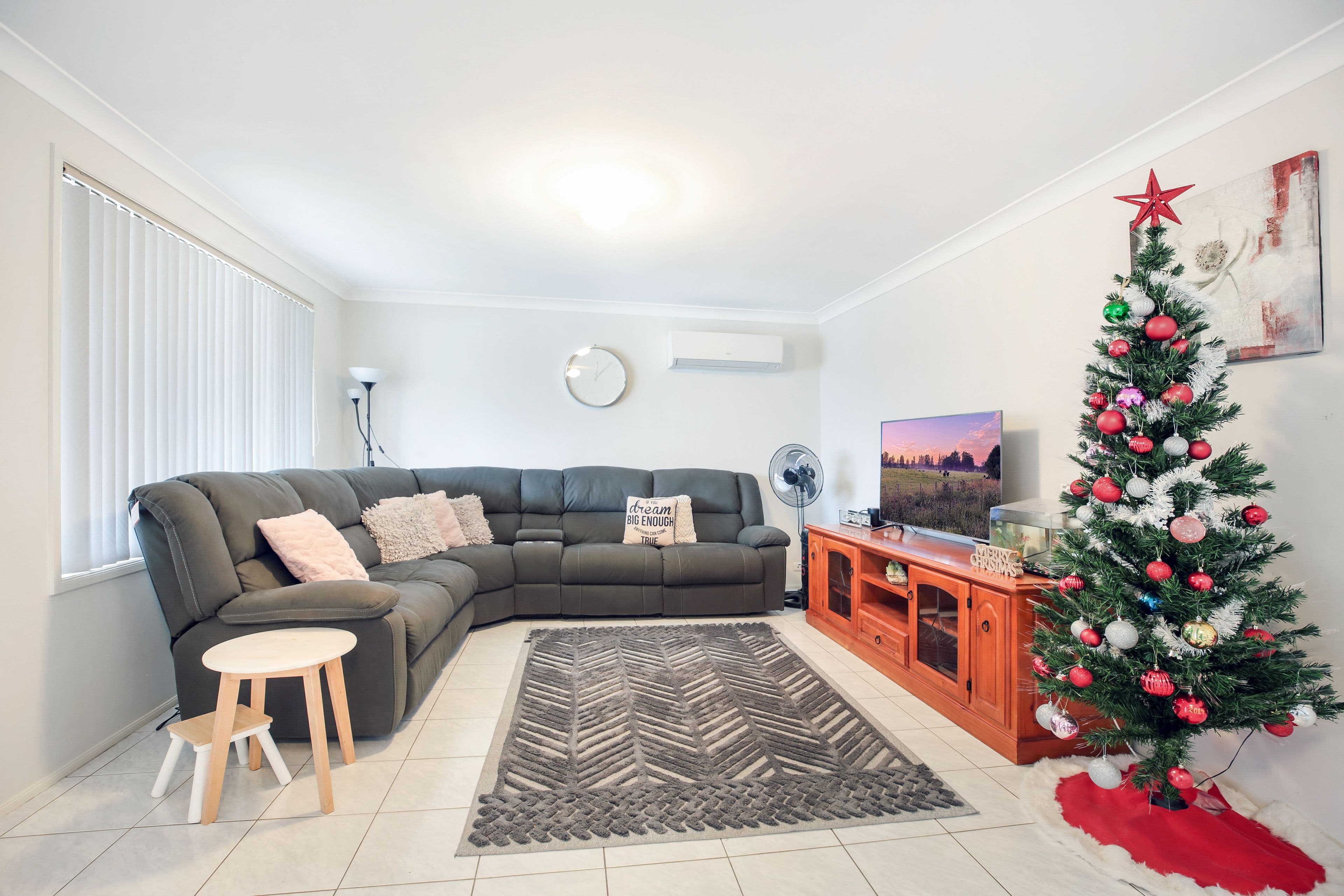 33 Yuroka Street, Glenmore Park NSW 2745, Glenmore Park - Thumbnail 2