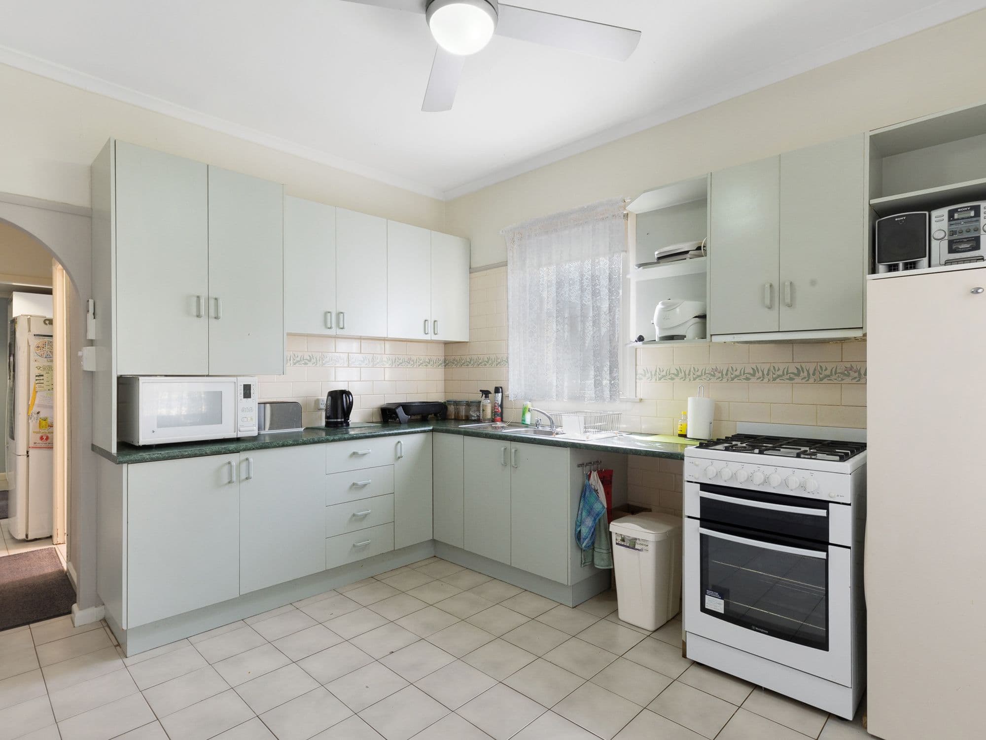46 Chisholm Crescent, Seymour VIC 3660, Seymour - Thumbnail 2