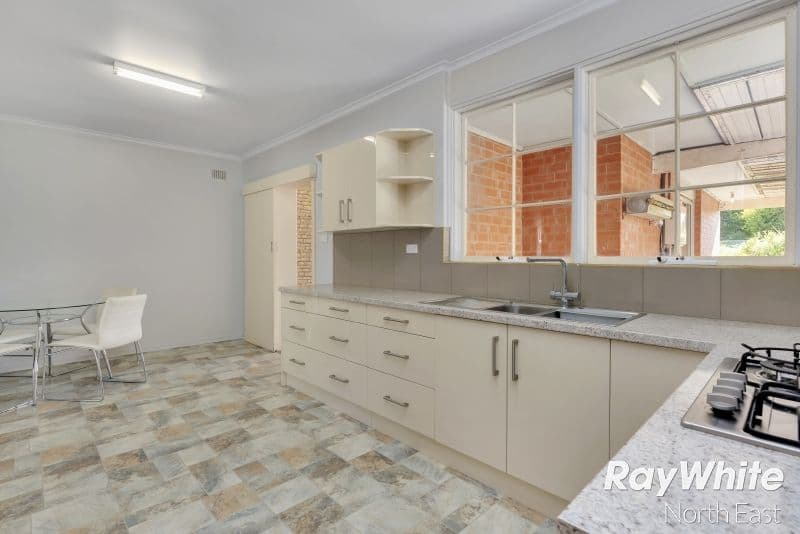 20 Lancaster Avenue, Valley View SA 5093, Valley View - Thumbnail 4
