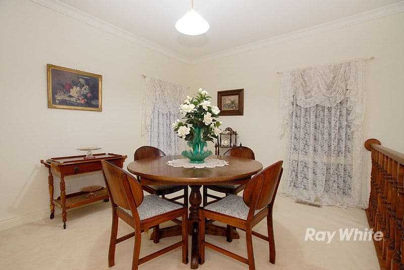 104 Earlsfield Drive, BERWICK VIC 3806, Berwick - Thumbnail 7