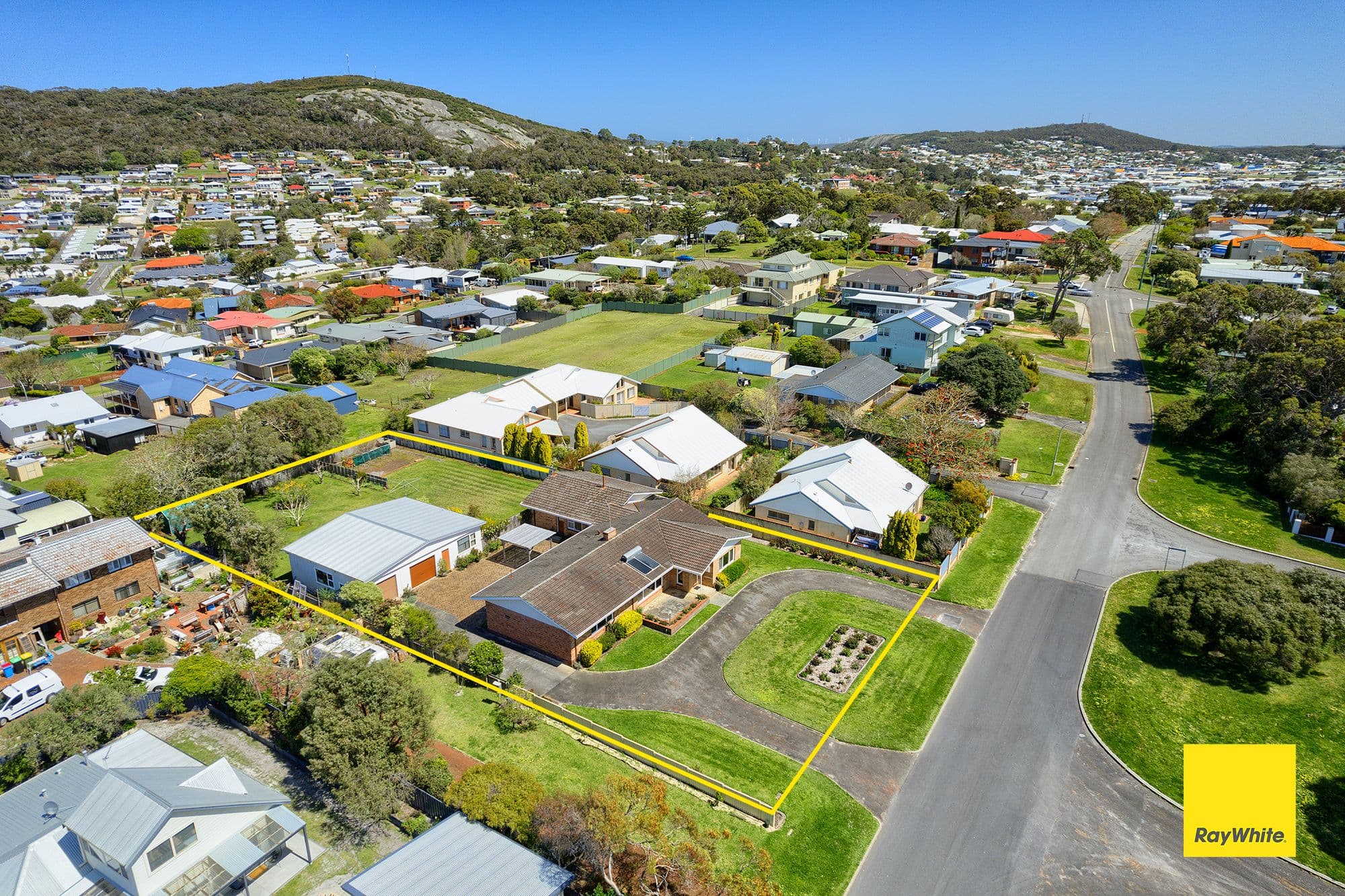 11 Nelson Street, Mira Mar WA 6330, Mira Mar - Thumbnail 4