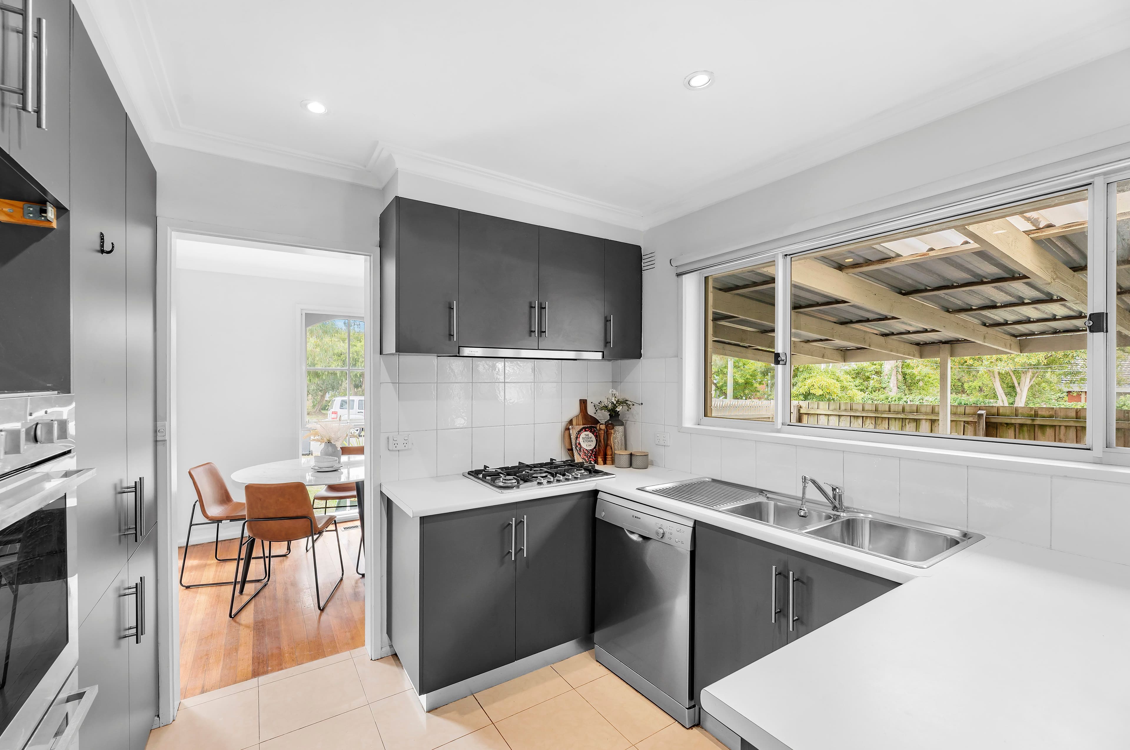 8 Nevana Street, Scoresby VIC 3179, Scoresby - Thumbnail 5