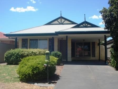 18  Reginald Parade, CRAIGMORE SA 5114, Craigmore - Image 1