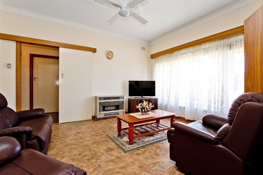 18 Rondo Avenue, Findon SA 5023, Findon - Thumbnail 2