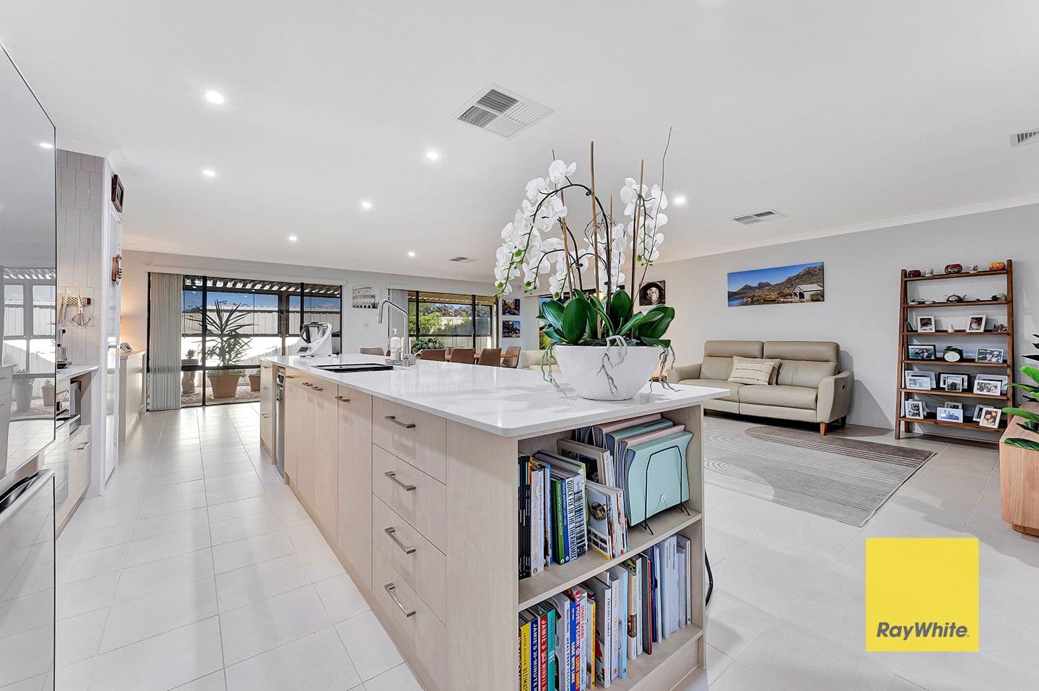 49 Copperback Circle, Huntingdale WA 6110, Huntingdale - Thumbnail 6