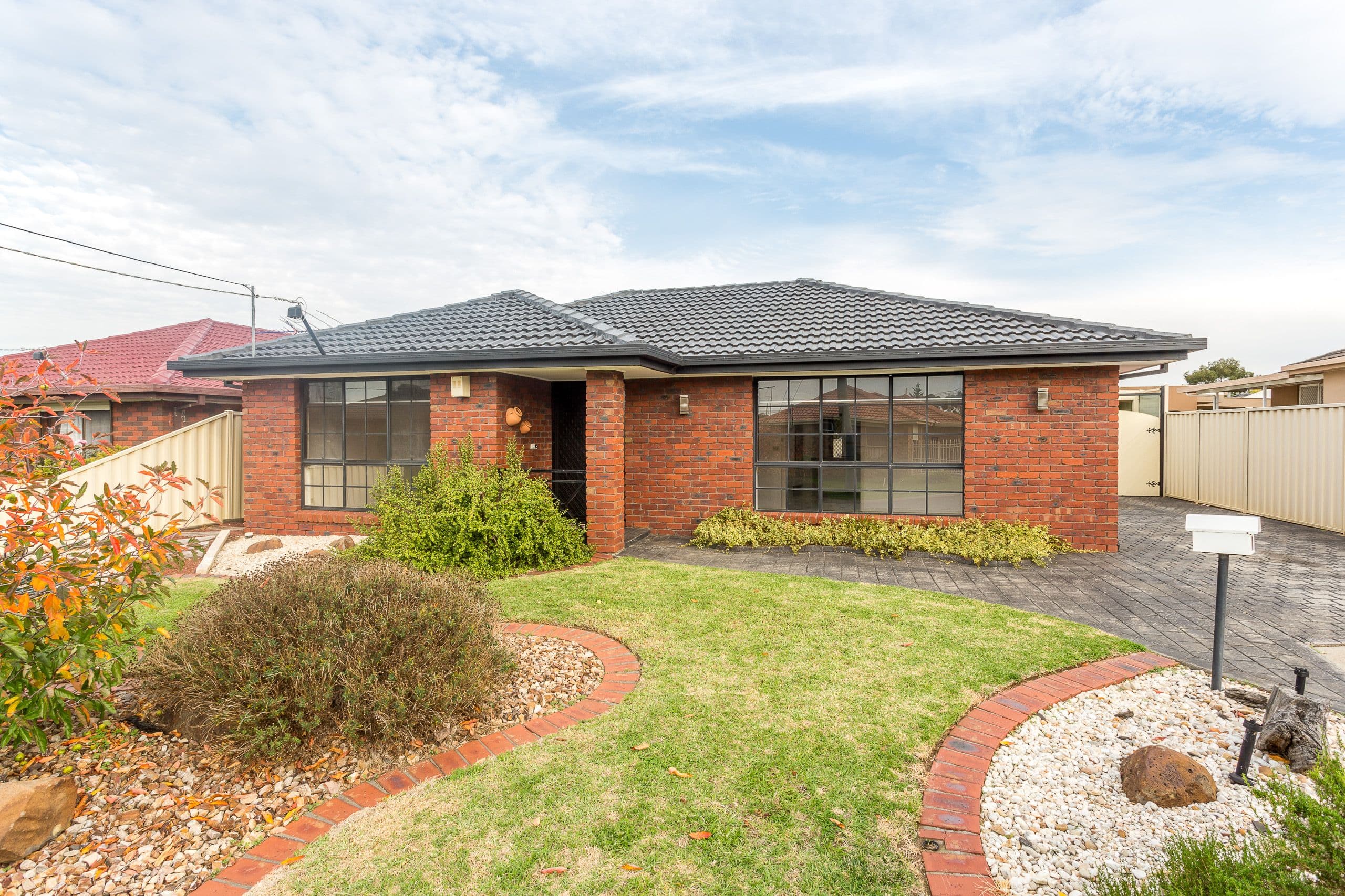 7 English Court, Kings Park VIC 3021, Kings Park - Image 1