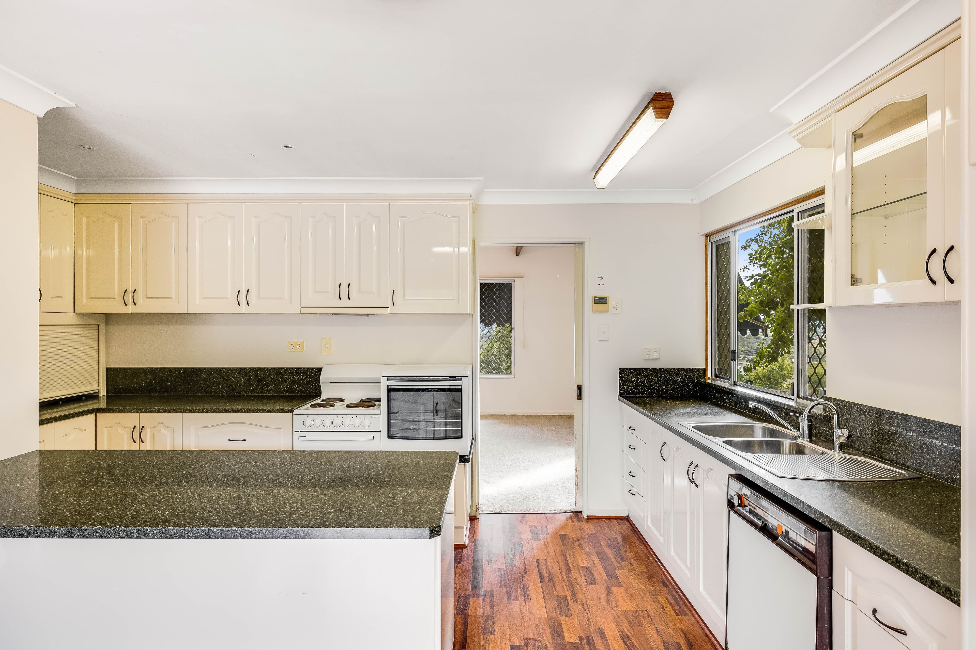 44 Mount Tabor Road, Sladevale QLD 4370, Sladevale - Thumbnail 4