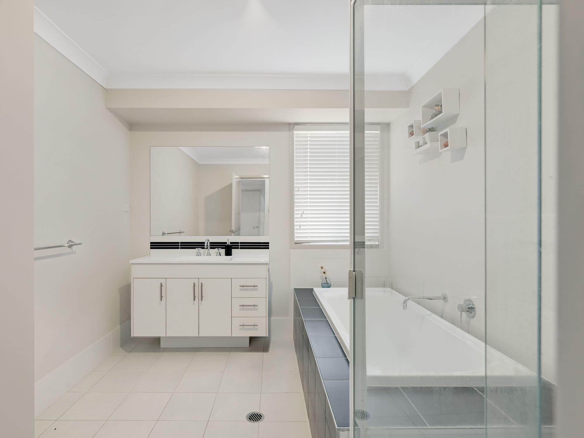 5 Bimberi Avenue, Minto NSW 2566, Minto - Thumbnail 8