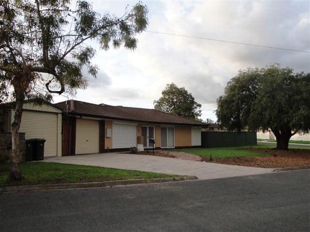 2 Doncaster Avenue, VALLEY VIEW SA 5093, Valley View - Image 1