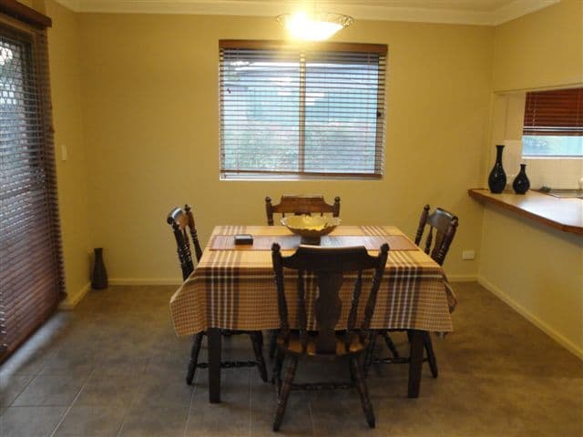 2 Doncaster Avenue, VALLEY VIEW SA 5093, Valley View - Thumbnail 3