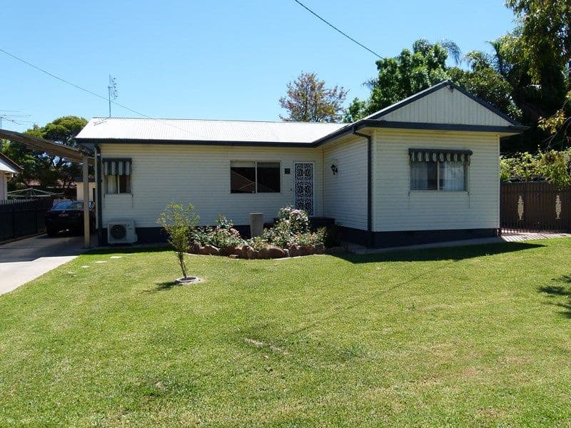 4 Hunter Street, FORBES NSW 2871, Forbes - Image 1