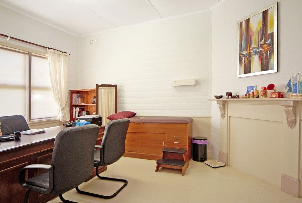 33 Worrigee Street, NOWRA NSW 2541, Nowra - Thumbnail 6