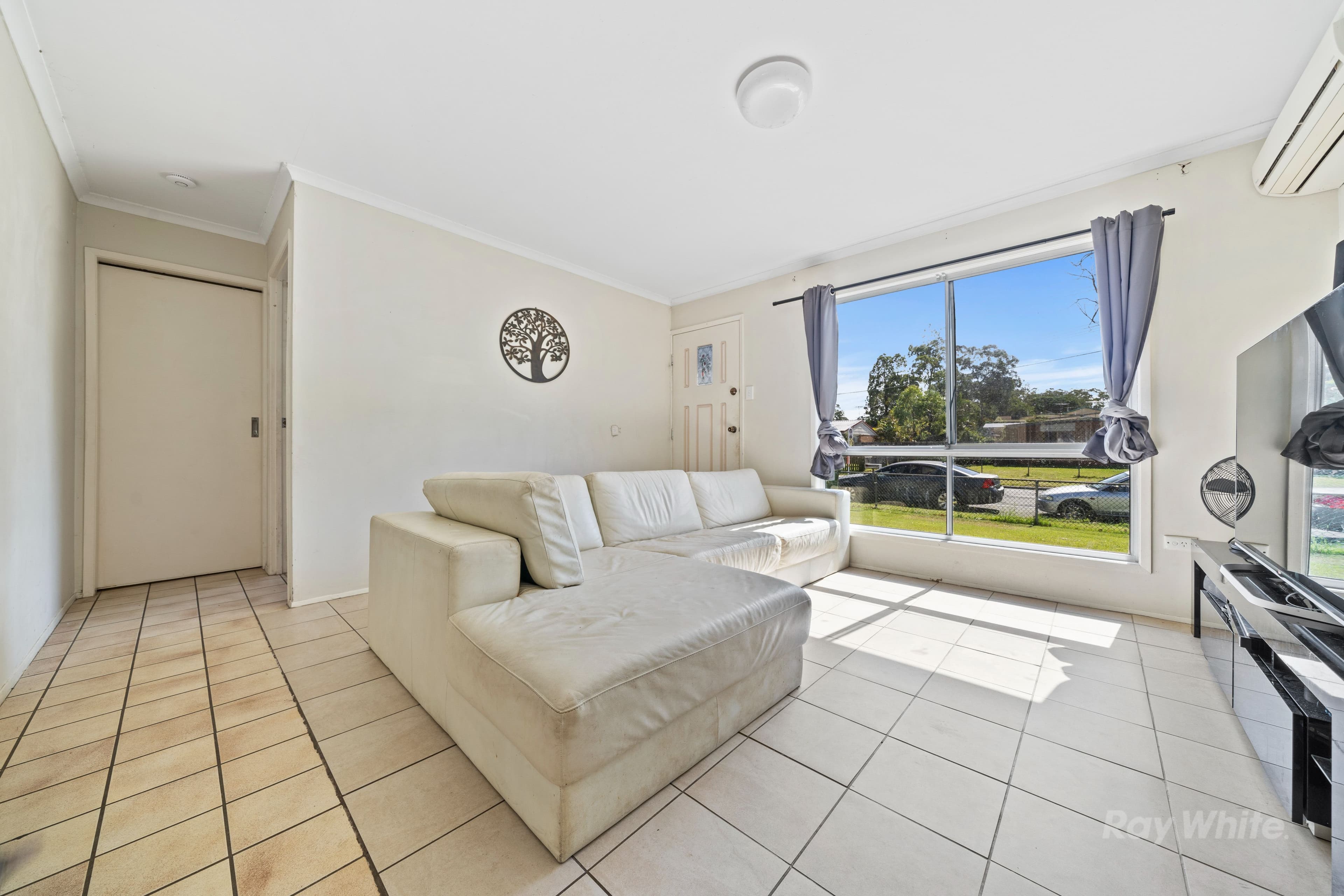 115 Velorum Drive, Kingston QLD 4114, Kingston - Thumbnail 3