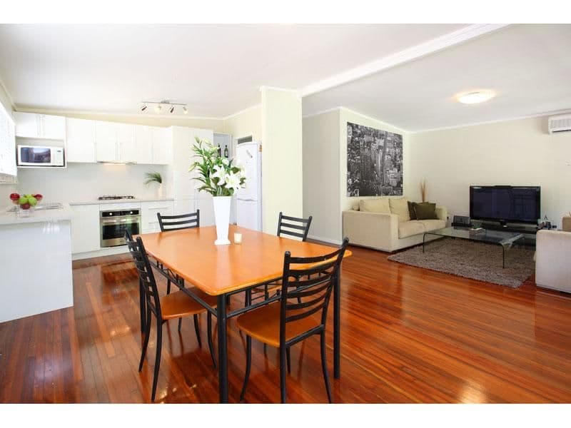 13 Kenton Street, CHAPEL HILL QLD 4069, Chapel Hill - Thumbnail 4