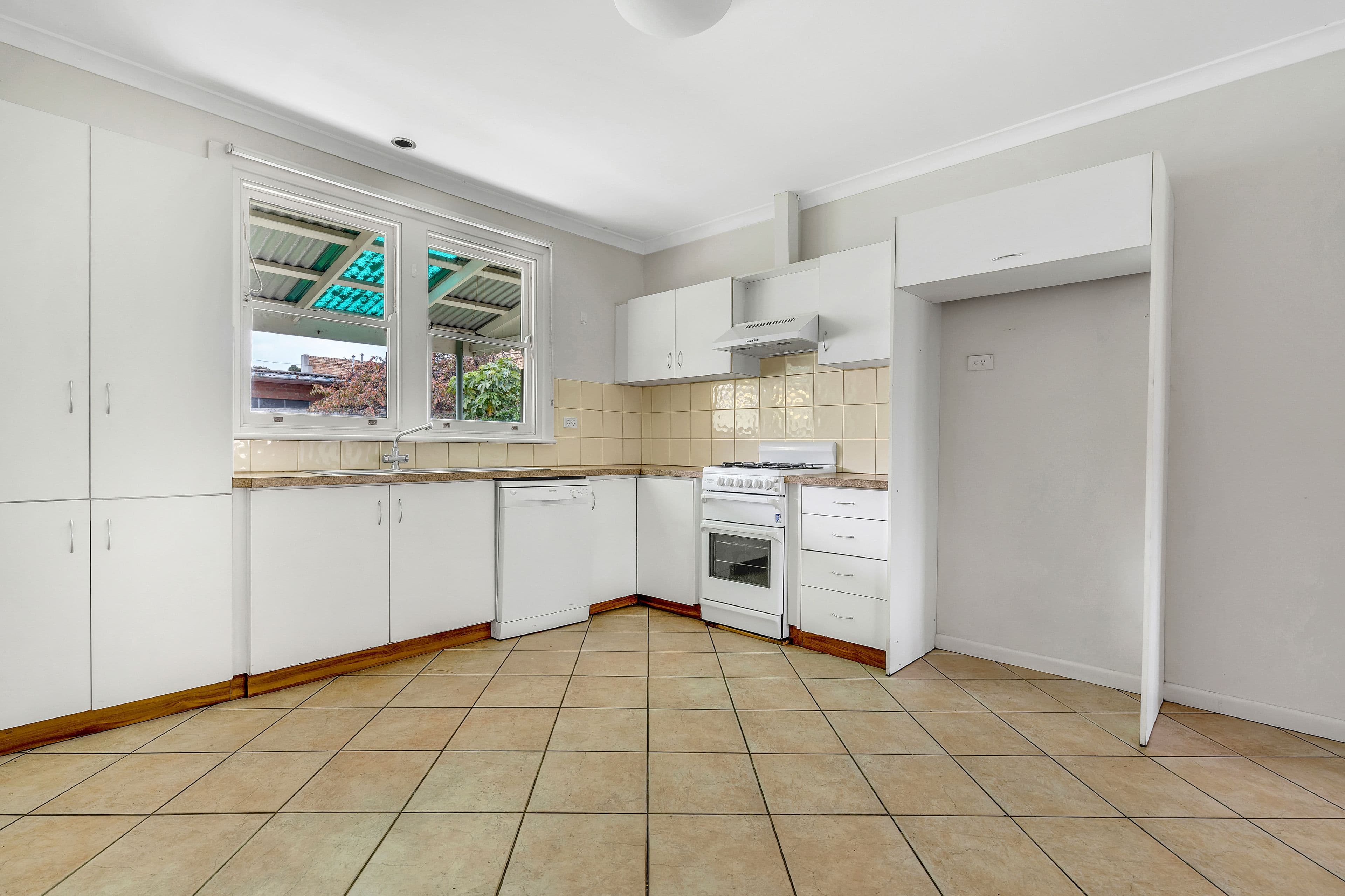 56 Ross Street, Coburg VIC 3058, Coburg - Thumbnail 6