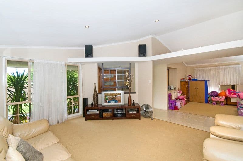 4 Avocado Street, ELANORA QLD 4221, Elanora - Thumbnail 3