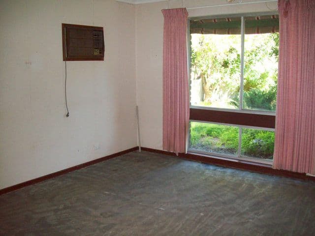 8 Nantellis Road, MARTIN WA 6110, Martin - Thumbnail 4