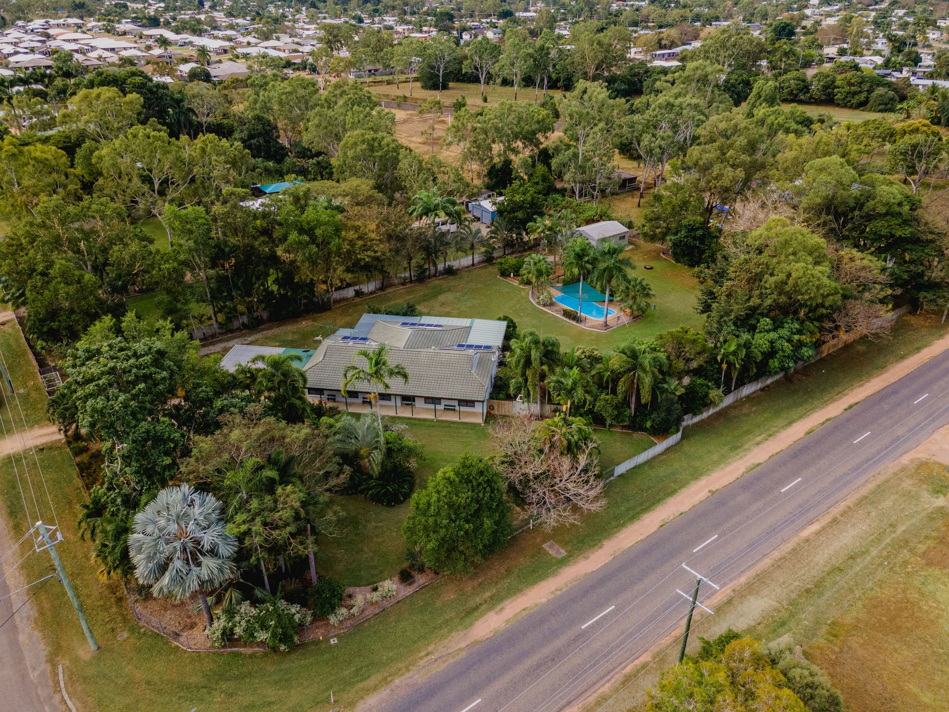 33 Hammond Way, Kelso QLD 4815, Kelso - Image 1