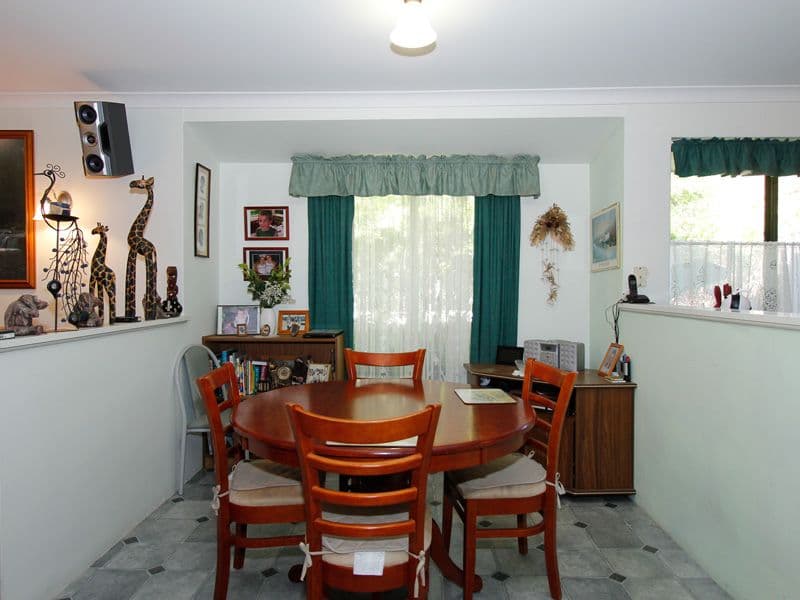 9 Mccubbin Loop, SEVILLE GROVE WA 6112, Seville Grove - Thumbnail 4