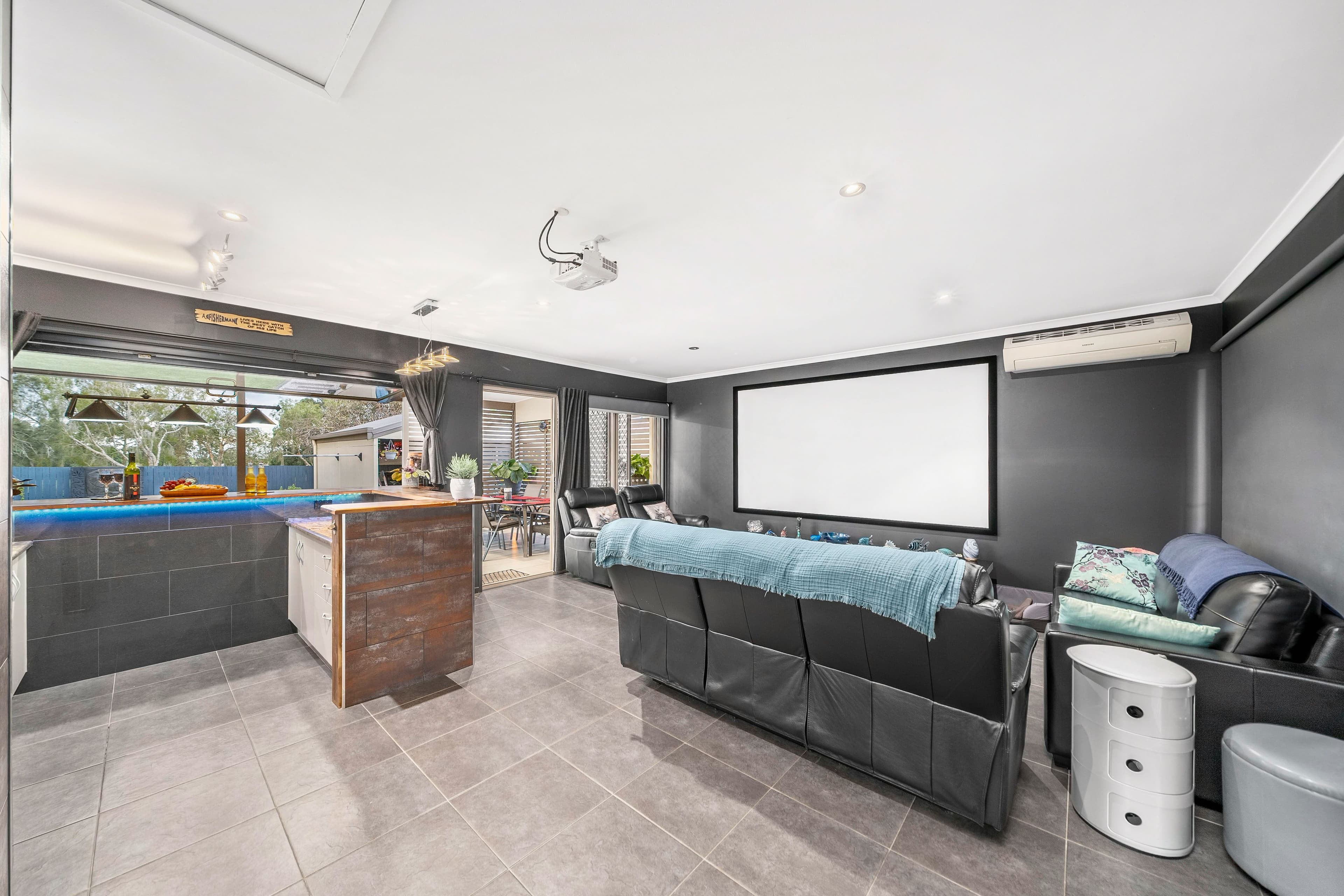 48 Kate Avenue, Deception Bay QLD 4508, Deception Bay - Thumbnail 2