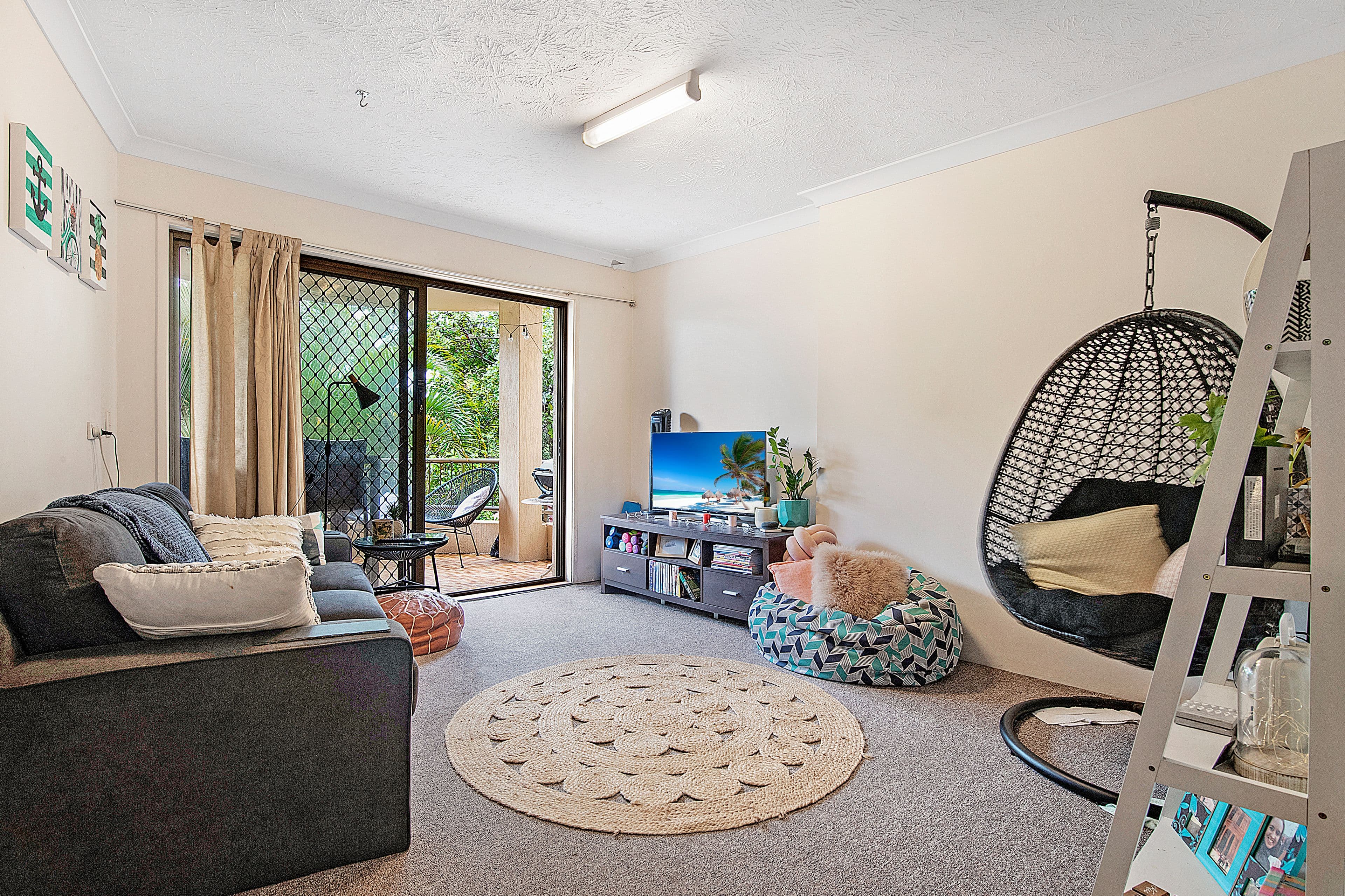 21 Chairlift Avenue, Mermaid Beach QLD 4218, Mermaid Beach - Thumbnail 3