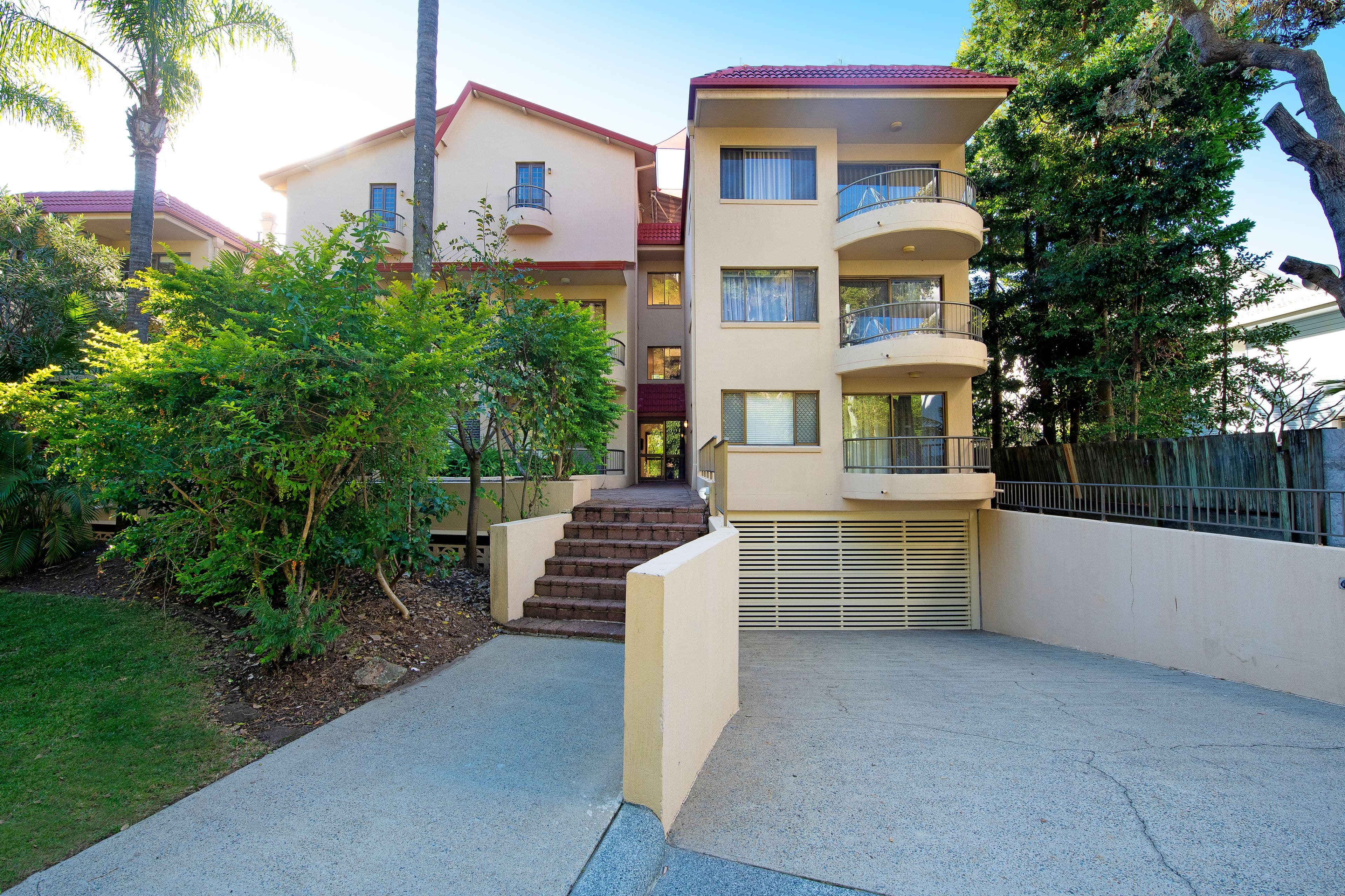 21 Chairlift Avenue, Mermaid Beach QLD 4218, Mermaid Beach - Thumbnail 4
