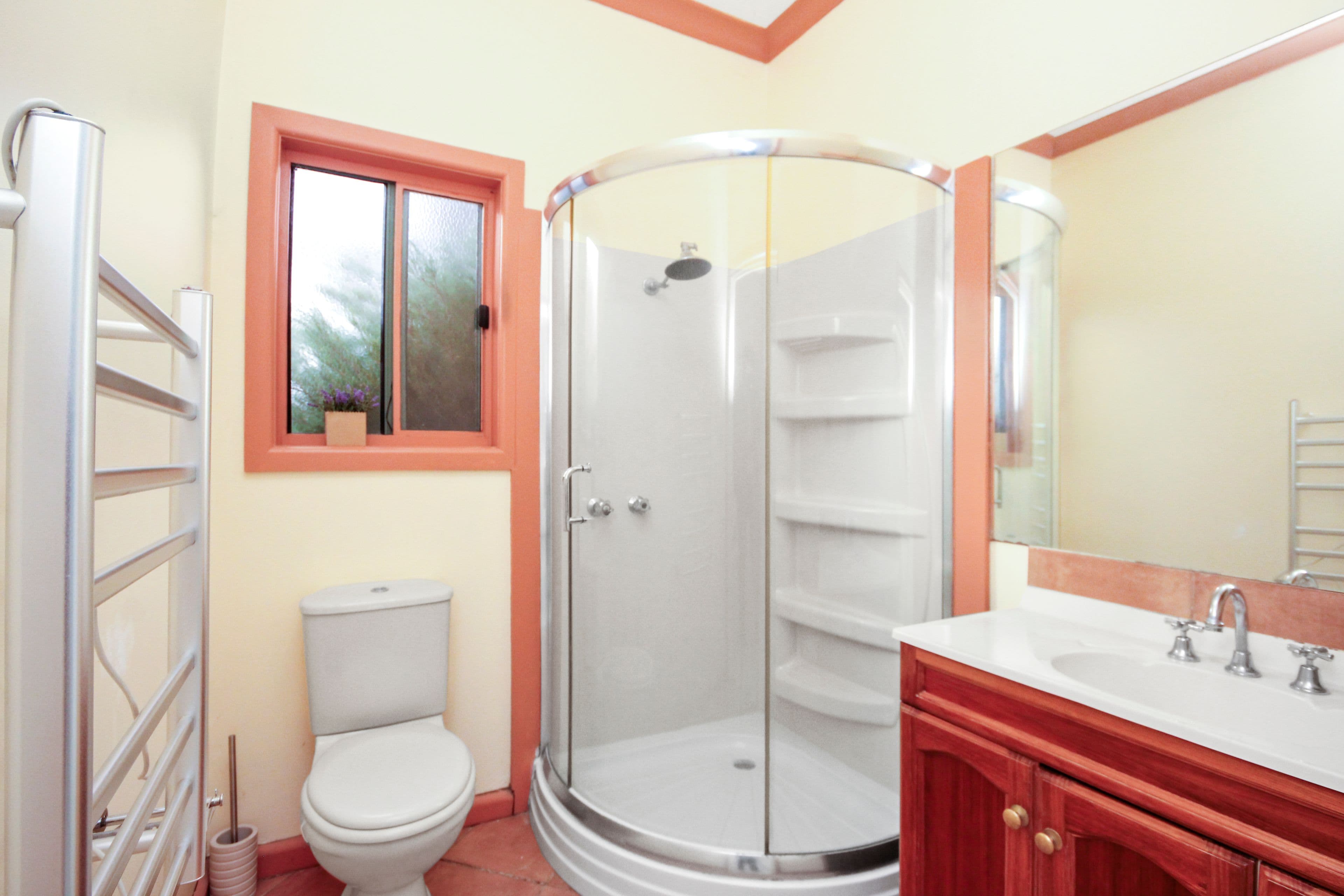 10 Valentine Avenue, Horsham VIC 3400, Horsham - Thumbnail 4