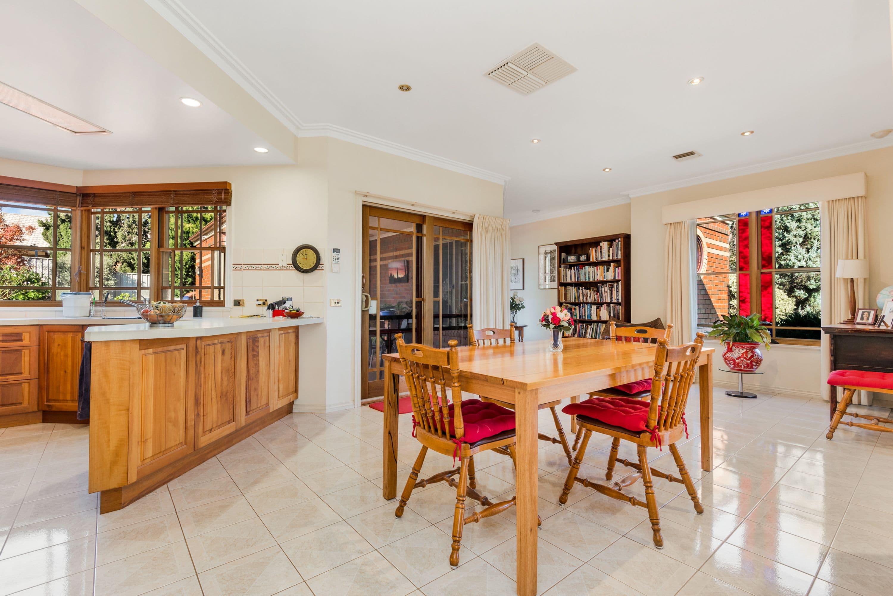 32 Mayfield Parade, Strathdale VIC 3550, Strathdale - Thumbnail 4