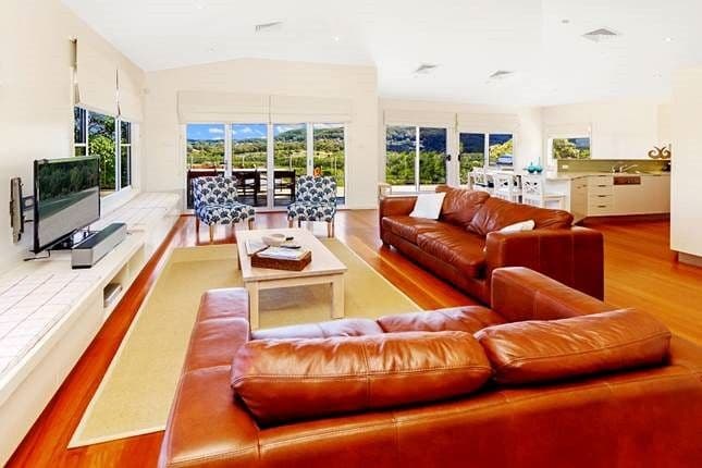 12 Spoon Bay Road, FORRESTERS BEACH NSW 2260, Forresters Beach - Thumbnail 2